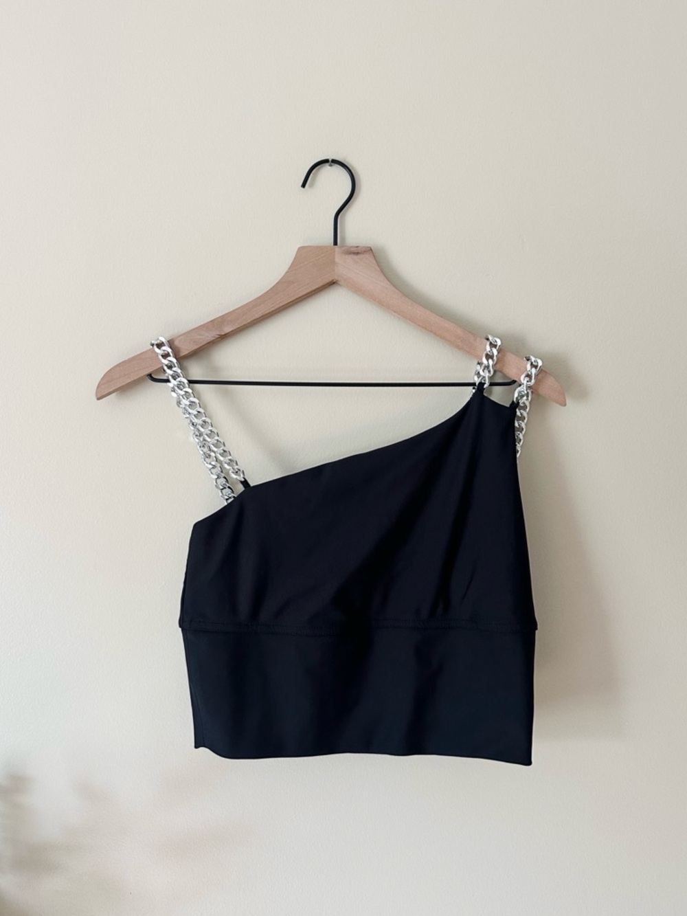 Carbon38 Asymmetrical Chain Strap Cami Black / Silver